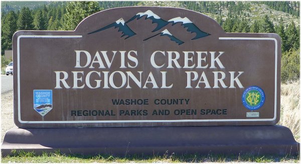 Davis Creek Park Entrance