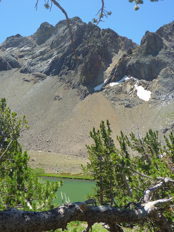 The Sisters, west of Round Top Peak