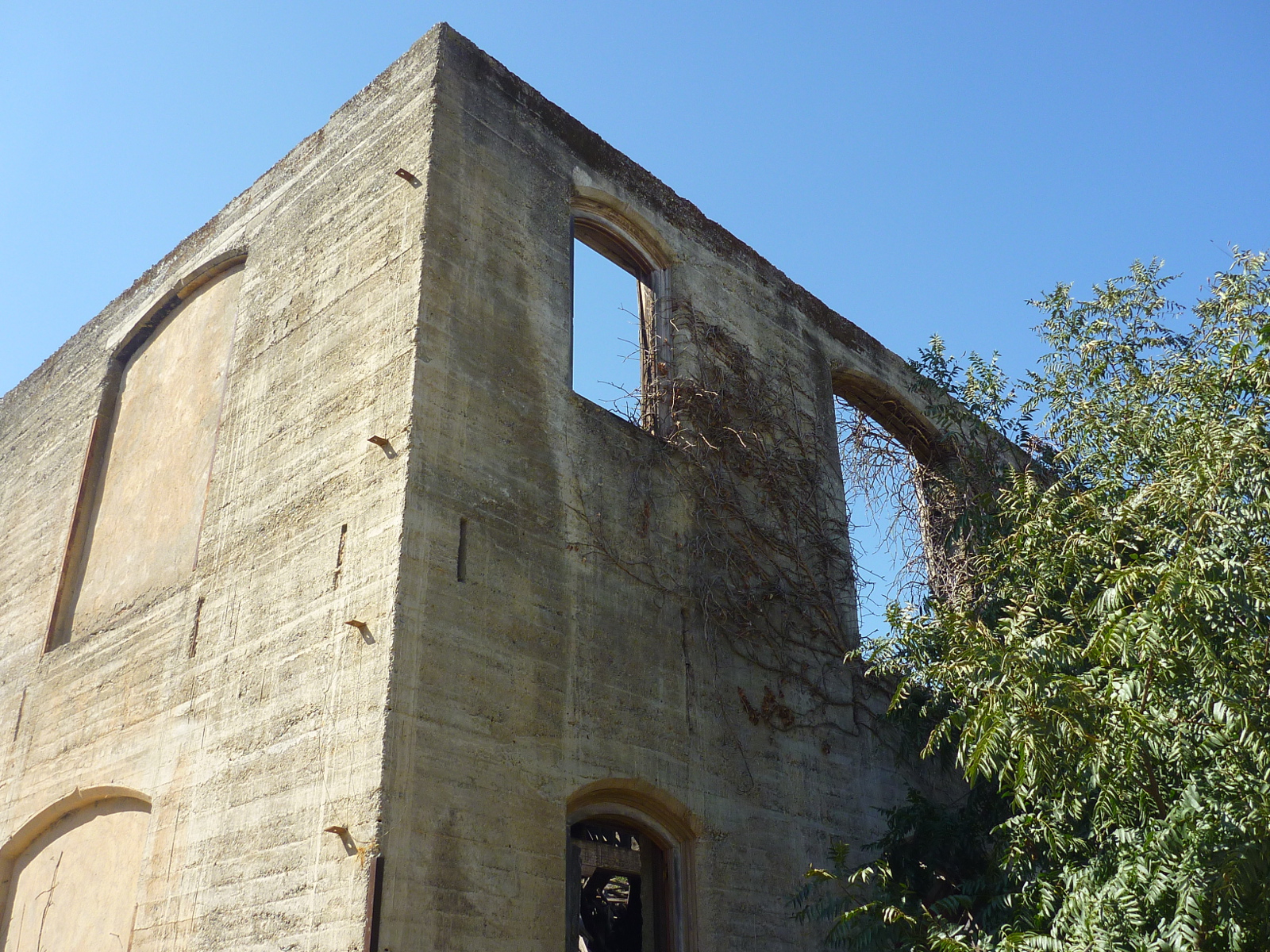 Old Olivina Winery