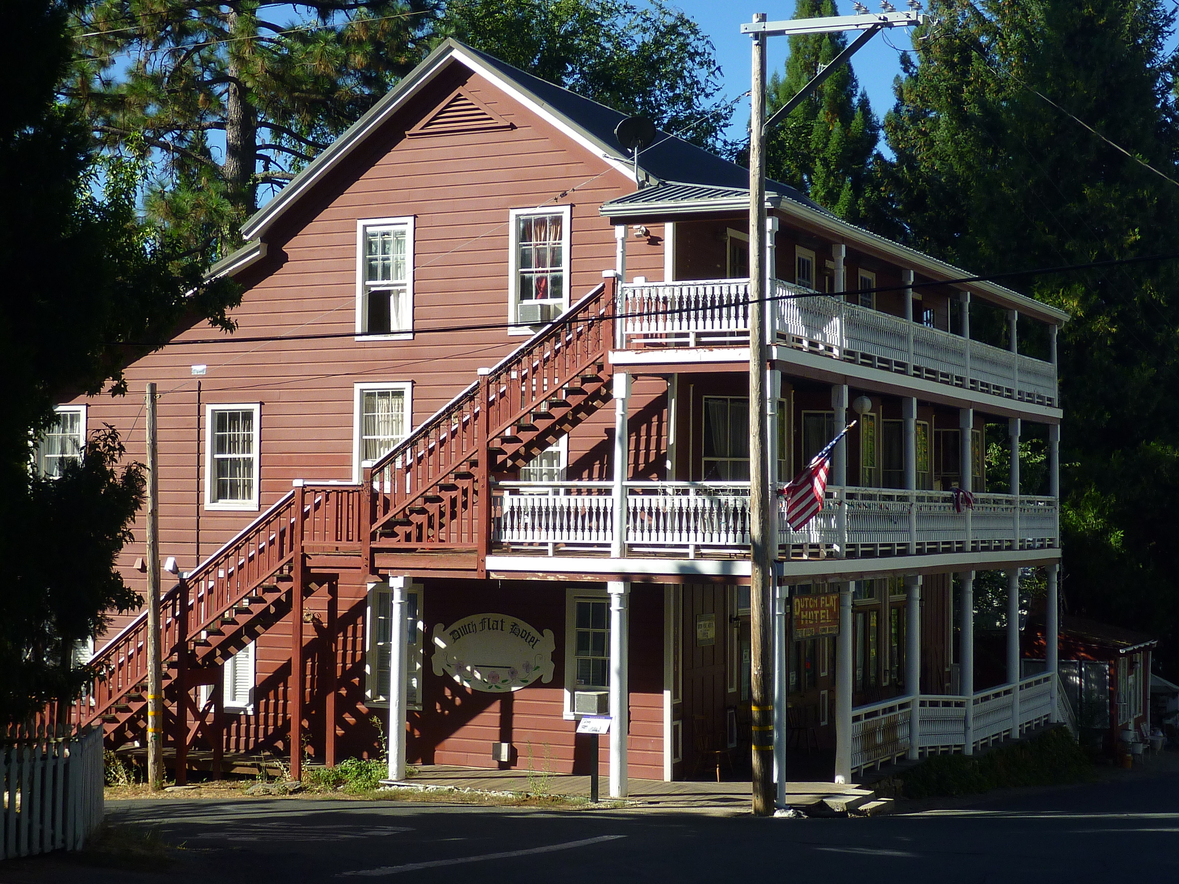 Dutch Flat Hotel