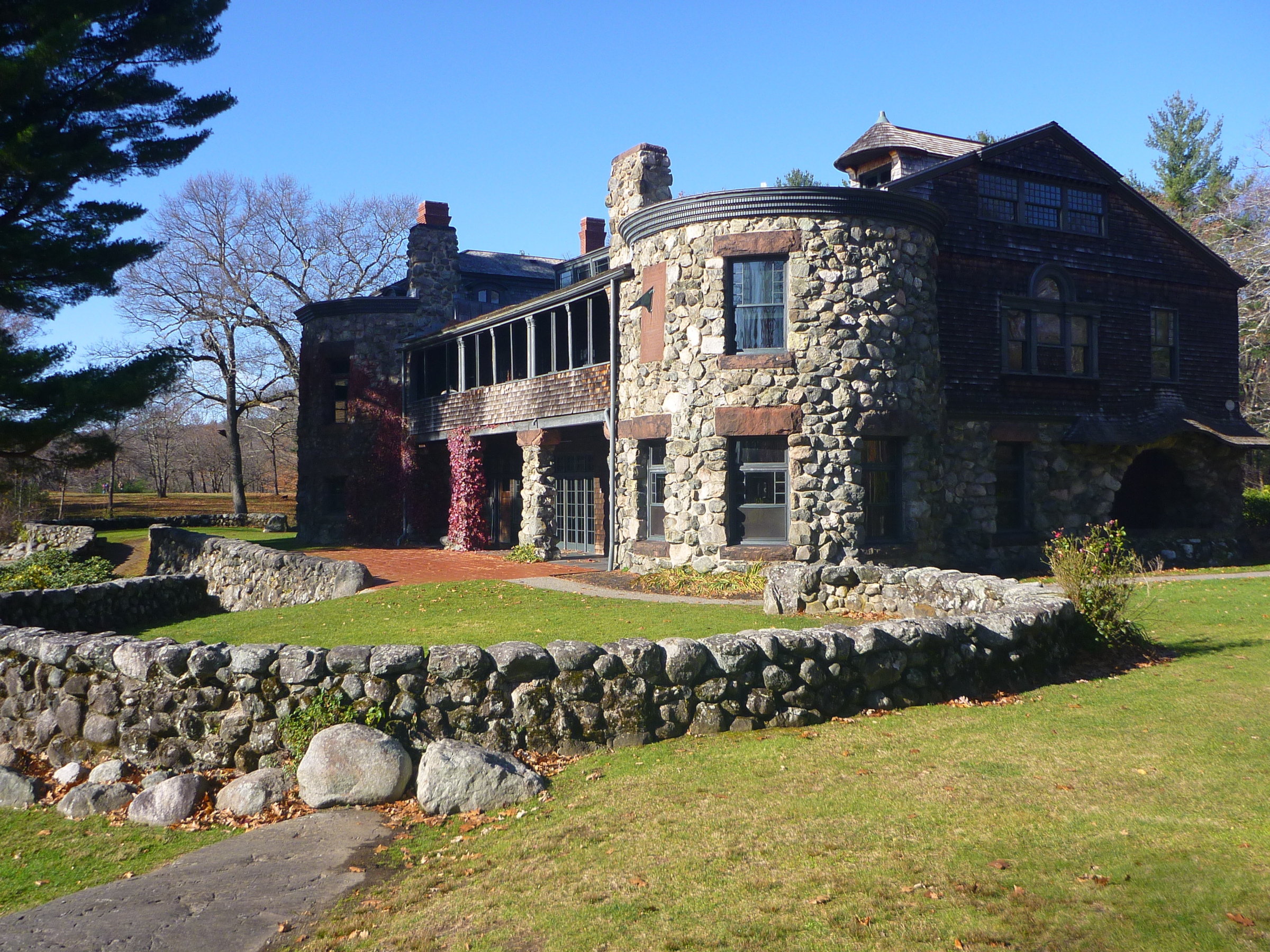 Stonehurst Country House